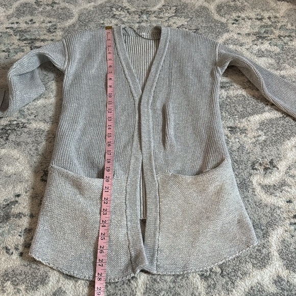 Lululemon Vestigan in Heathered Medium Grey / Heathered Angel Wing - Picture 7 of 13